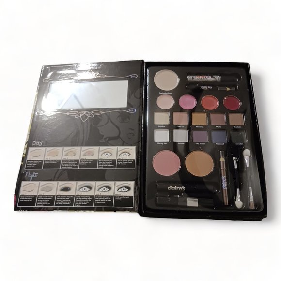 Teenage Girls  Make Up Jewelry Display and Journal Bundle - Picture 4 of 16